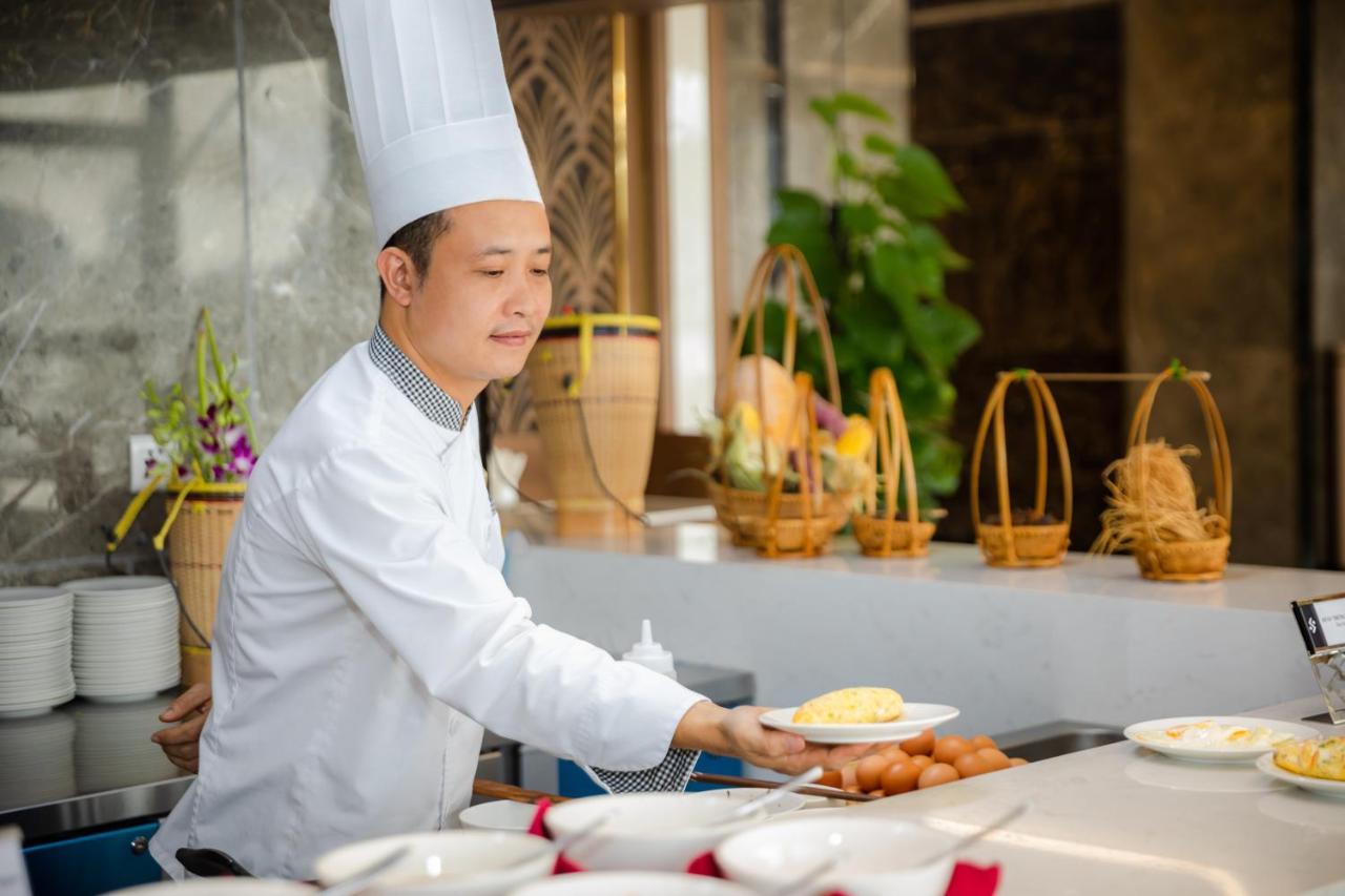 Muong Thanh Grand Bai Chay Ha Long Exterior photo